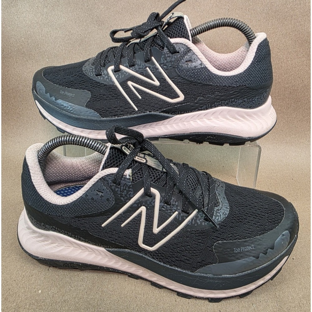 New Balance (Sz 10 D) Women's Dynasoft Nitrel V5 Trail Running Sneakers Black